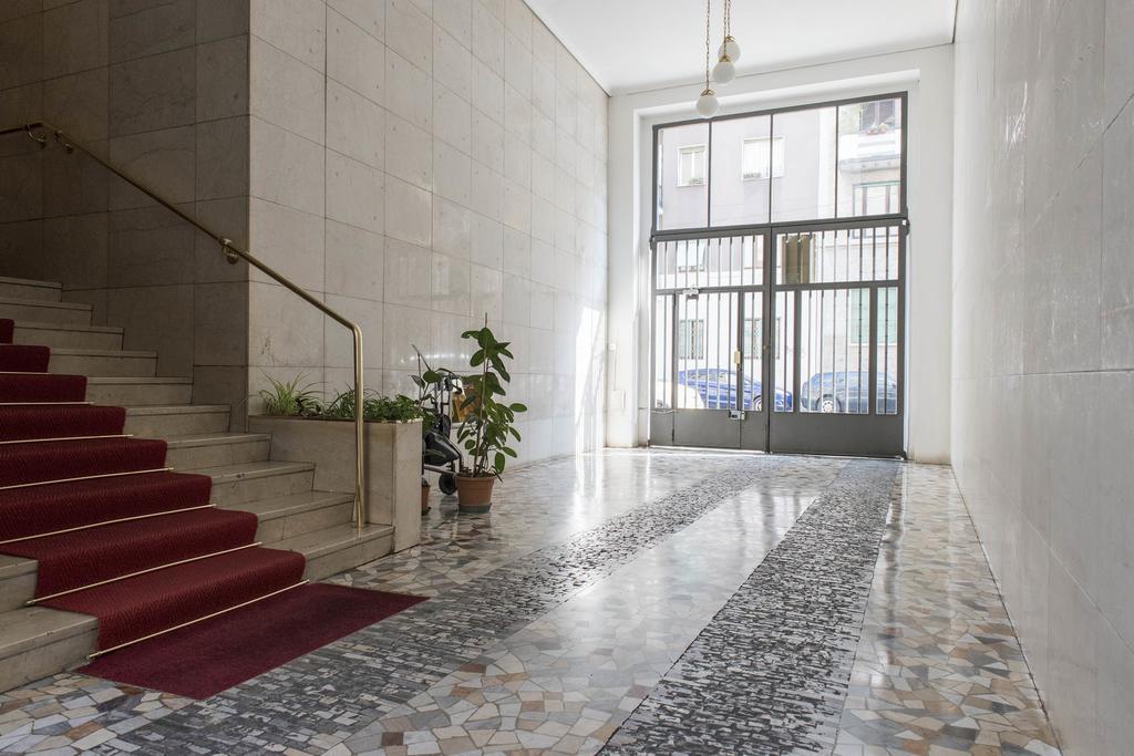 Ferienwohnung Pied A Terre Sant'Agostino Mailand Exterior foto